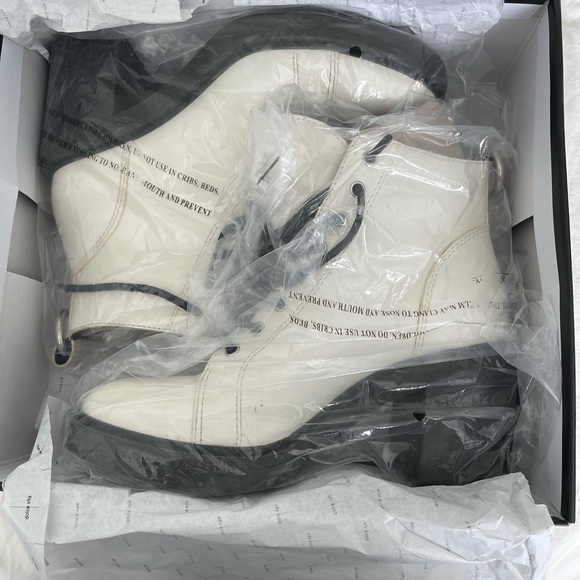 Dolce Vita Lynx Combat Bootie - Picture 2 of 6